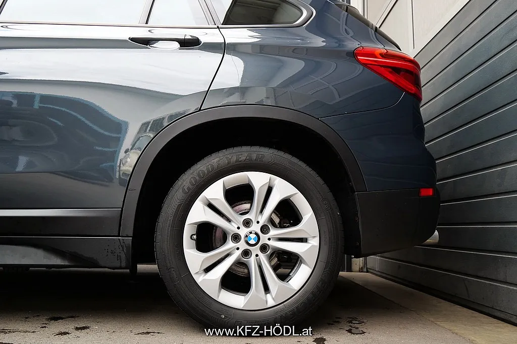 BMW X1 sDrive18d Advantage Aut. Image 8