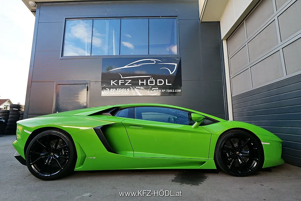 Lamborghini Aventador LP700-4 Unfallfrei, MwSt, Lift Image 10