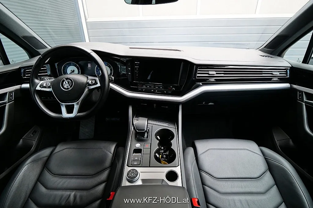 Volkswagen Touareg 4Motion V6 TDI SCR Aut. Image 9
