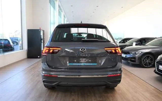 Volkswagen Tiguan 1.5TSI 150PK 6V LIFE*NIEUW MODEL*STOCK & TOPPRIJS! Image 9