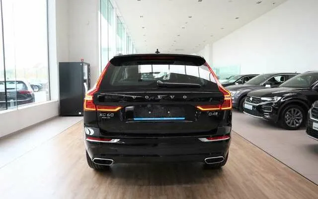 Volvo XC60 2.0 D4 INSCRIPTION*PANO*PRACHTIGE WAGEN*TOPPRIJS ! Image 9