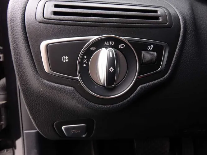 Mercedes-Benz C-Klasse C180d 9G-DCT Break + GPS + LED Lights + Camera + Alu19 Image 10