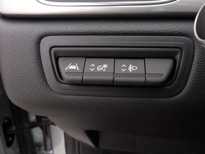 Renault Captur TCe 95 Intens Bi-Tone + GPS + ALU17 Image 9
