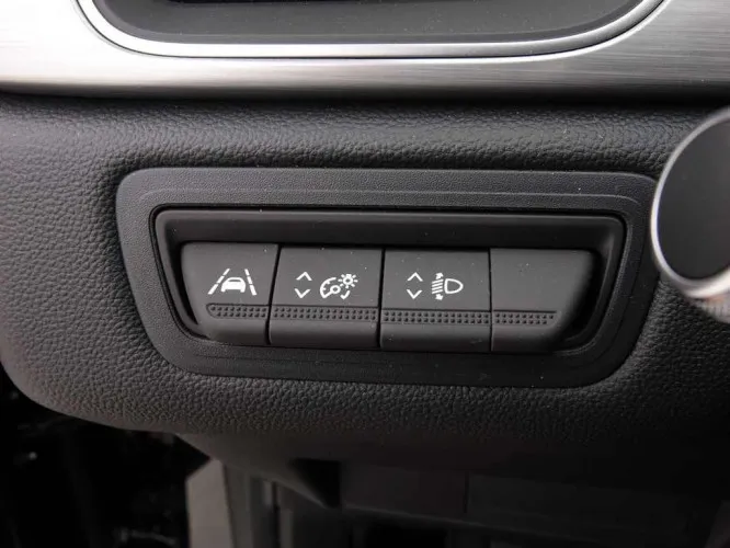 Renault Captur TCe 95 Intens Bi-Tone + GPS + ALU17 Image 9