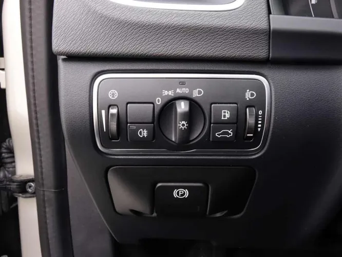 Volvo V60 2.0 D2 120 Geartronic + GPS Image 9