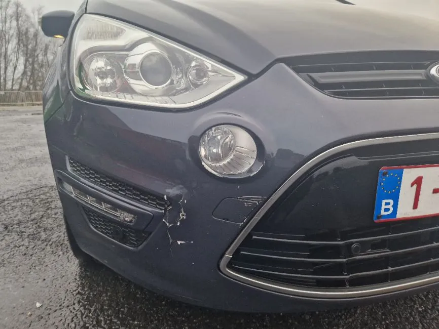 Ford S-Max  Image 5