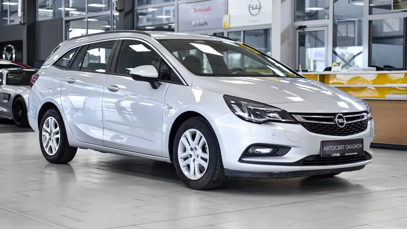 Opel Astra Sports Tourer 1.6d Edition Image 5