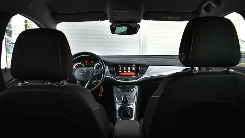 Opel Astra Sports Tourer 1.6 CDTi Business Image 8