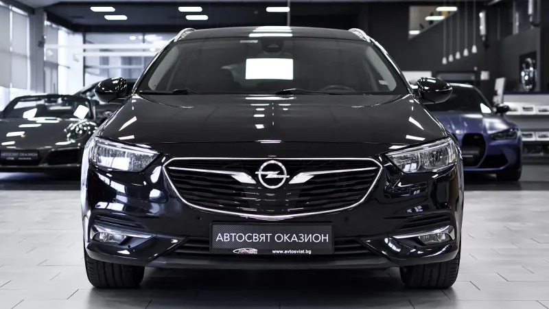 Opel Insignia Sports Tourer 2.0d Innovation Automatic Image 2
