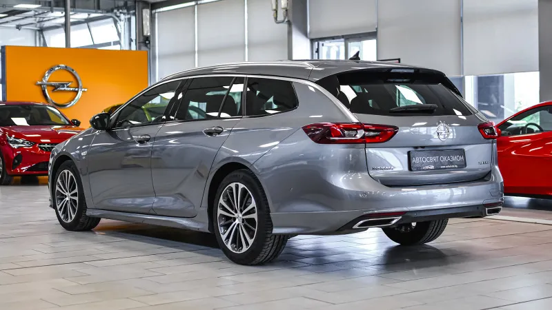Opel Insignia Sports Tourer 1.5 Turbo OPC Line Automatic Image 7