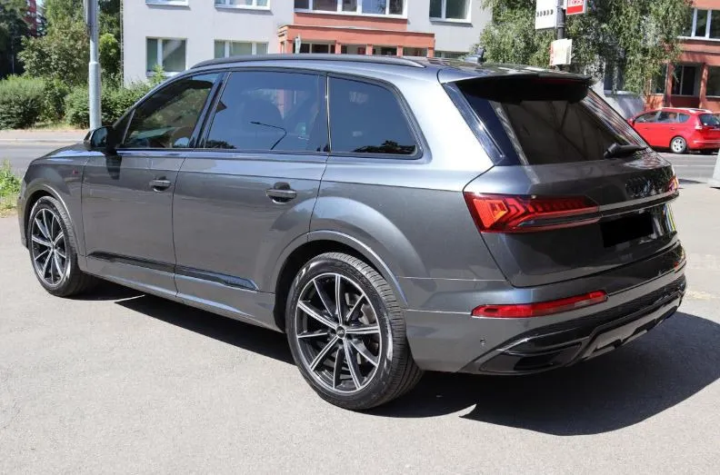 Audi Q7 50TDI Quattro S-Line Image 4