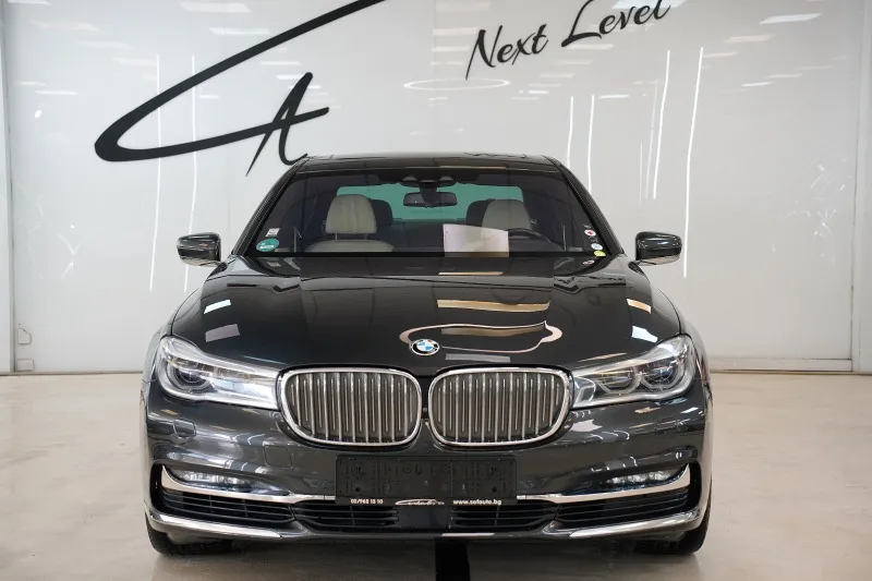 BMW 750 i Long xDrive Bowers&Wilkins Image 2