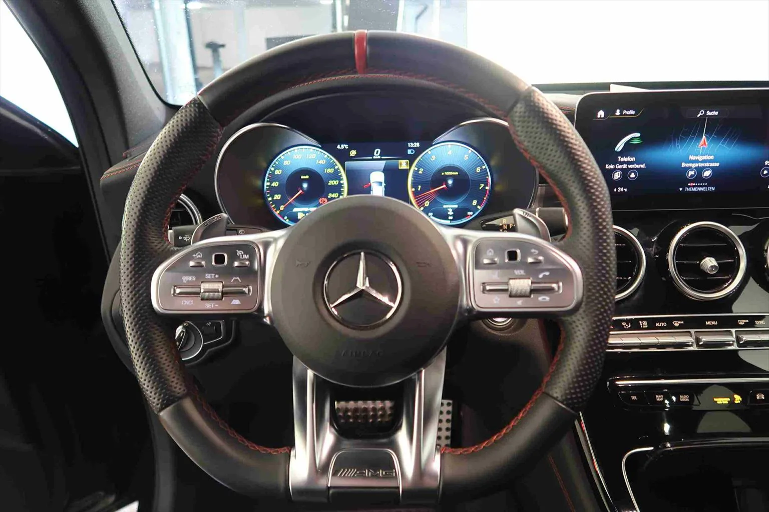 Mercedes-benz GLC 43 AMG 4Matic 9G-Tronic  Image 10