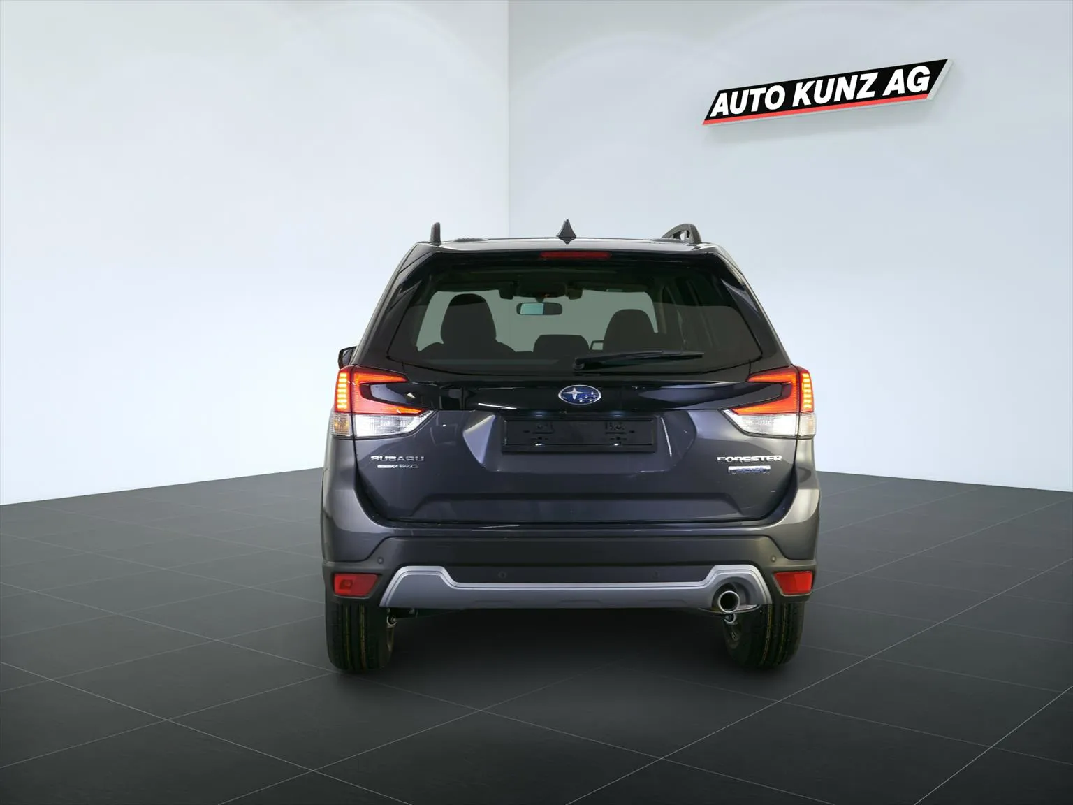 Subaru Forester 2.0i e-Boxer HEV Hybrid Luxury Aut. AWD  Image 4