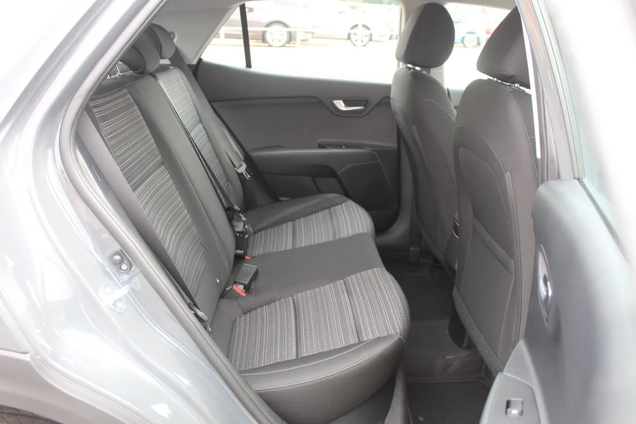 Kia Stonic 1.0 T-GDI mHev Navi...  Image 9
