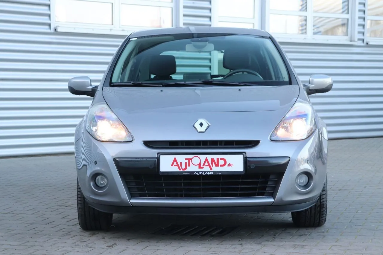 Renault Clio 1.6 16V 110 Night and...  Image 5