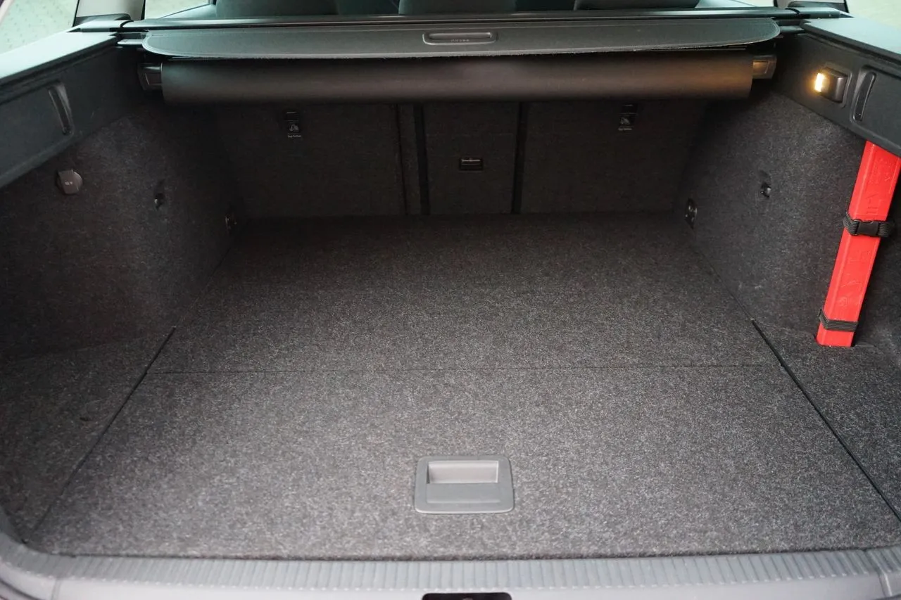 Skoda Octavia Combi 1.8 TSI Style...  Image 9
