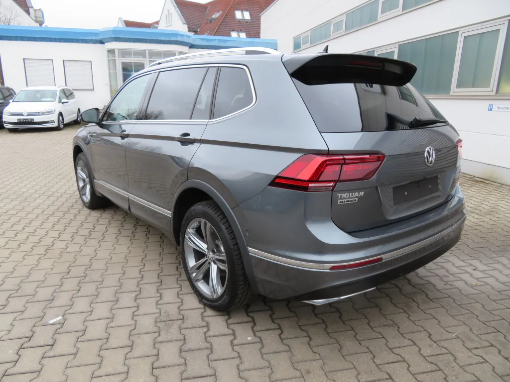 Volkswagen Tiguan ALLSPACE 2.0 TDI HIGHLINE 4WD R LINE*PANO Image 9