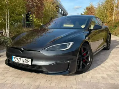 Tesla Model S Plaid AWD