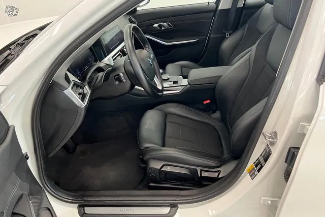 BMW 330 330 G20 Sedan 330e xDrive A Charged Edition Sport *Aktiivi vakkari / Connected / HiFi* - Autohuumakorko 1,99%+kulut - BPS vaihtoautotakuu 24 kk Image 9