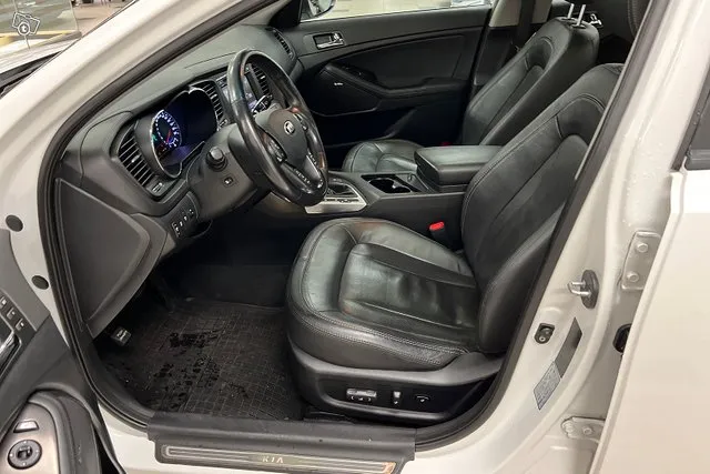 KIA Optima 2,0 EX A/T *Nahkaverhoilu / Tuuletetut Sähköpenkit / Kattoluukku / Navigointi / Cruise* - Autohuumakorko 1,99%+kulut - Image 9