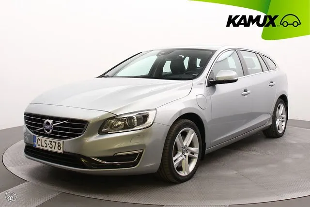 Volvo V60 D6 AWD Summum plug in hybrid aut / Navi / Digimittaristo / Vetokoukku / Nahkaverhoilu / Image 9