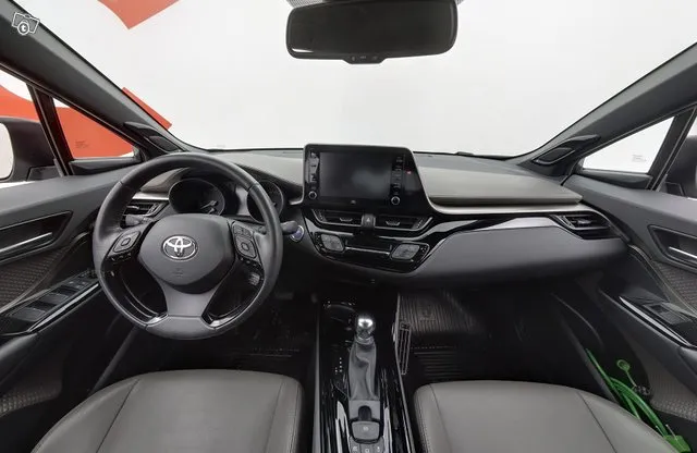 Toyota C-HR 2,0 Hybrid Premium - / 1-omistaja / JBL Premium Audio / Tutkat+kamera / 184hv / Image 9
