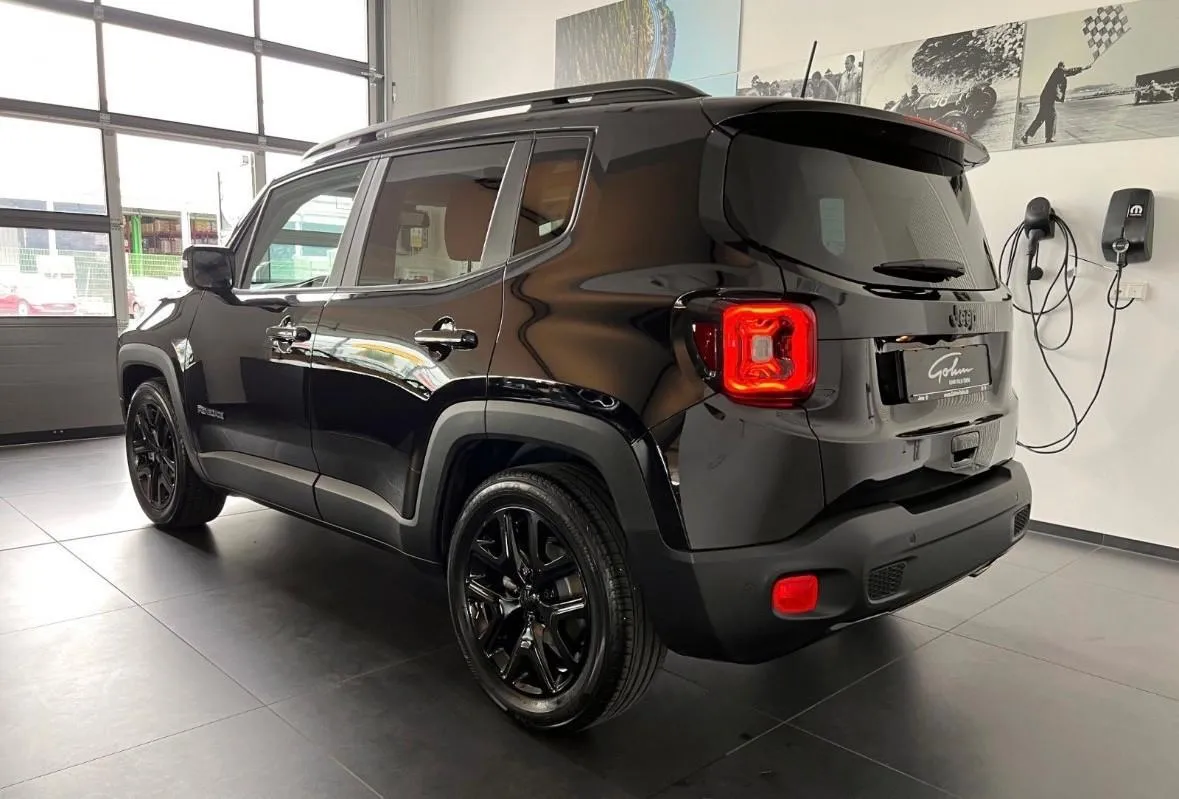 JEEP Renegade 1.3 T4 DDCT 80th Anniversary Image 5