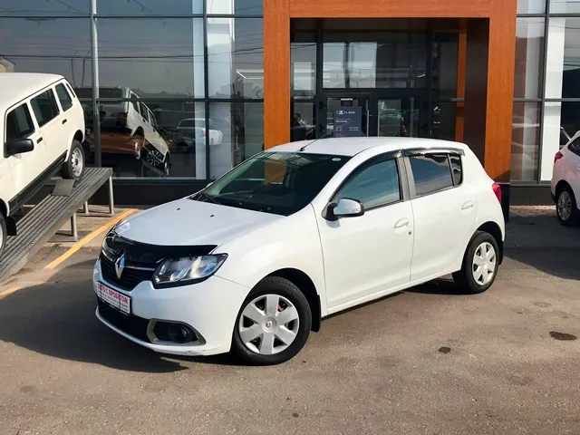 Renault Sandero  Image 1