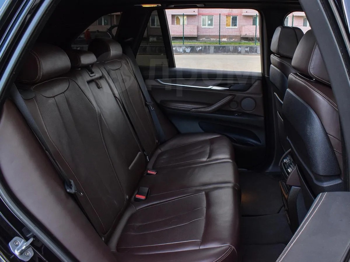 BMW X5  Image 6