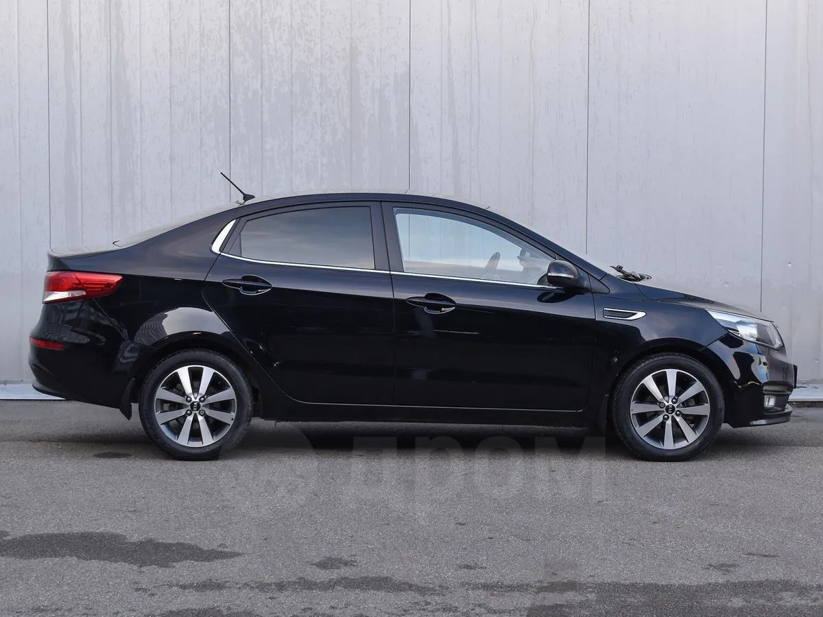 Kia Rio  Image 5