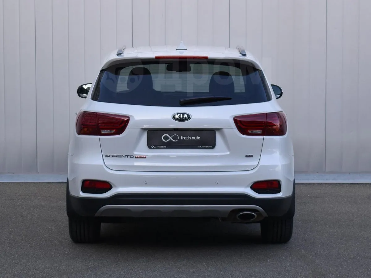 Kia Sorento  Image 4