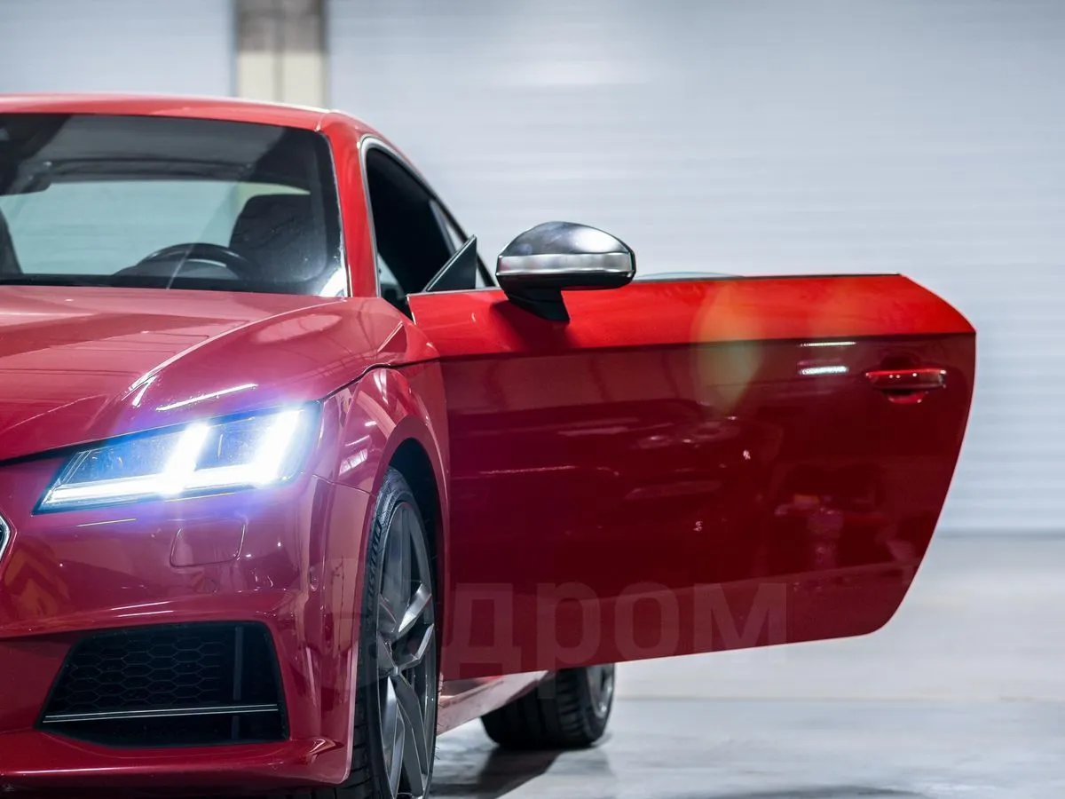 Audi TTS  Image 9