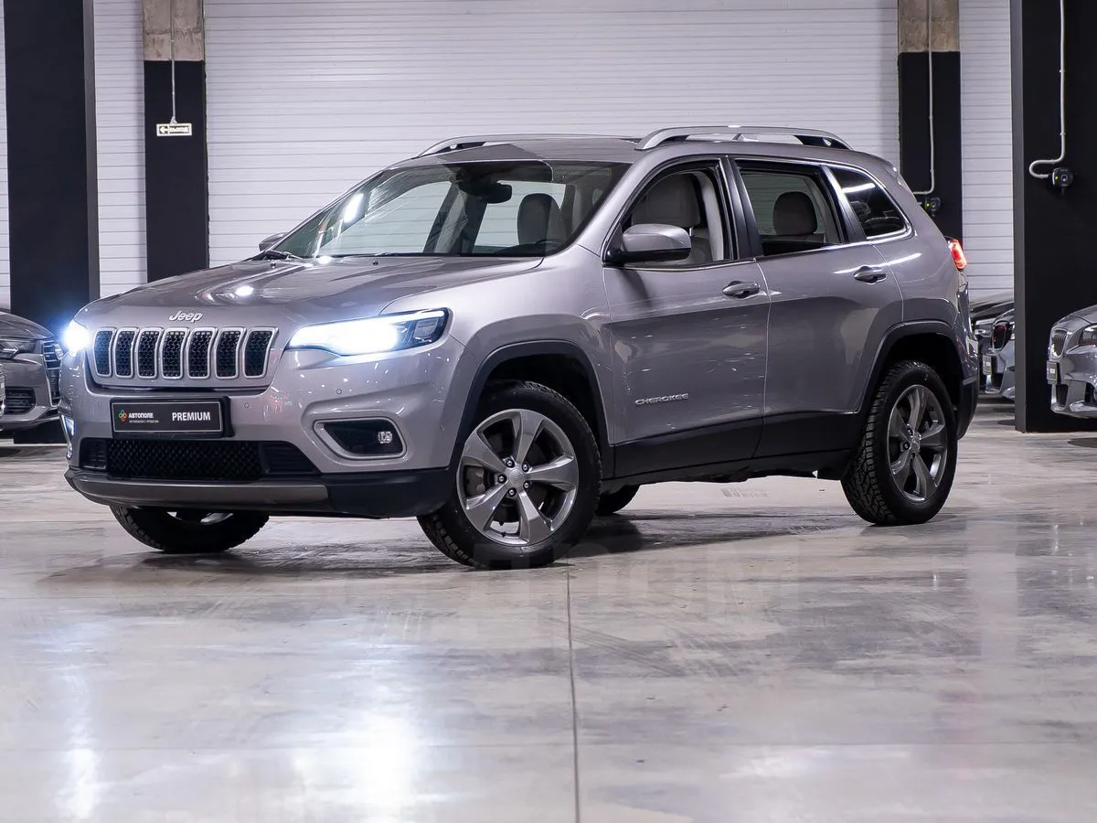 Jeep Cherokee  Image 1