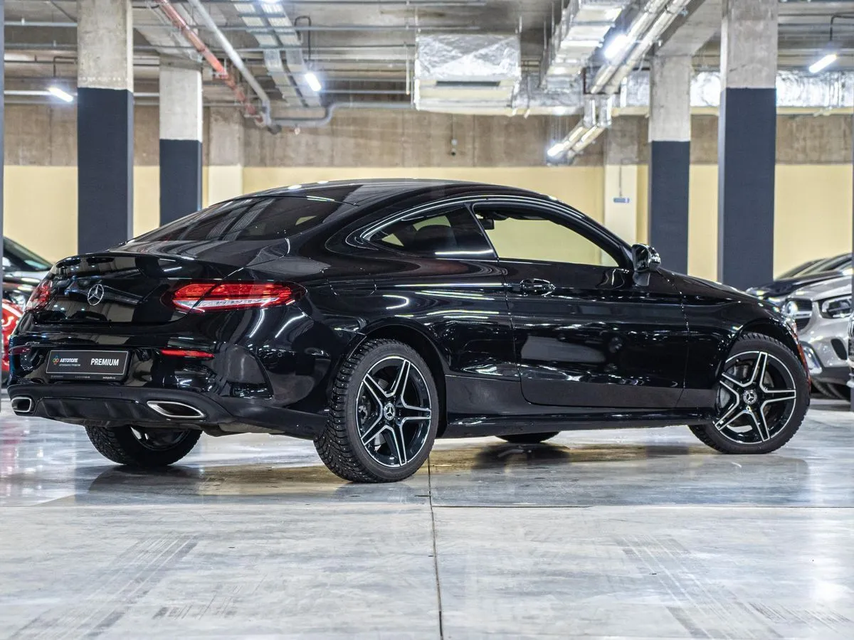 Mercedes-Benz C-Class  Image 8