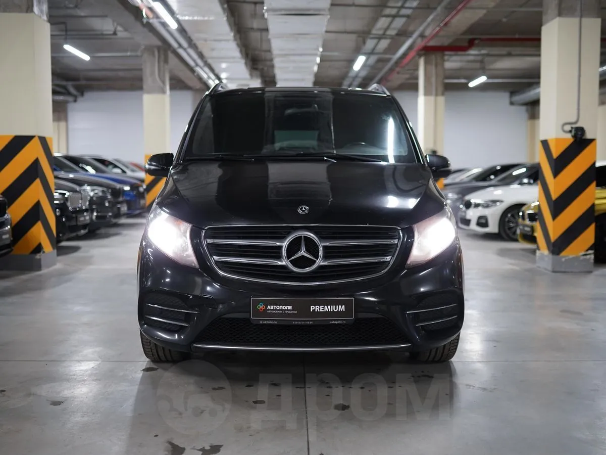 Mercedes-Benz V-Class  Image 4