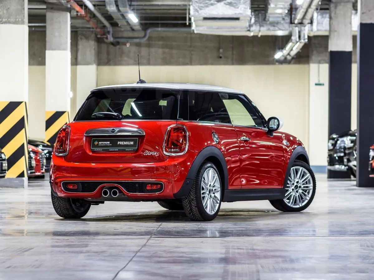 Mini Hatch  Image 4