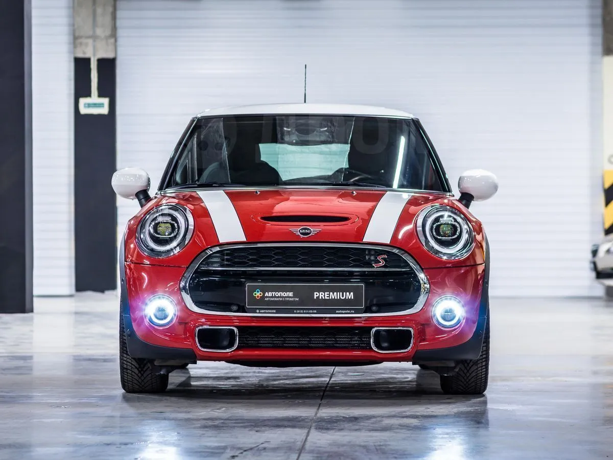 Mini Hatch  Image 6
