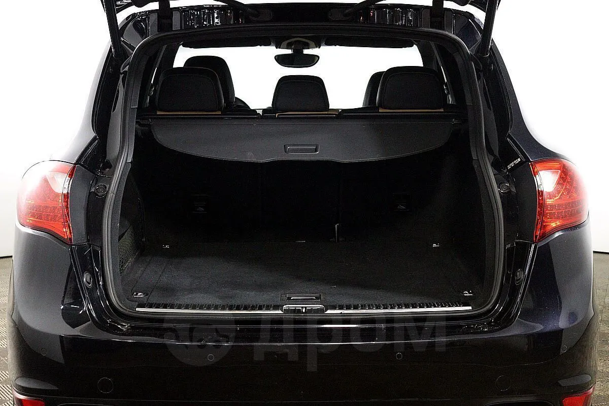 Porsche Cayenne  Image 9