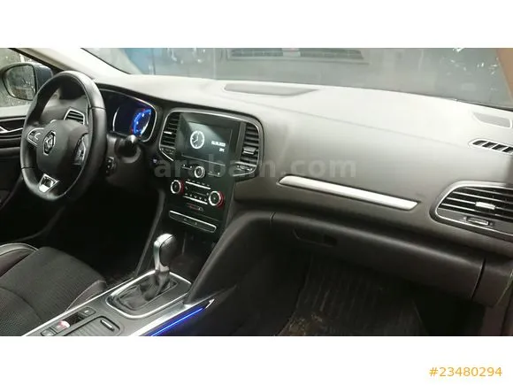 Renault Megane 1.5 Blue DCI Icon Image 10