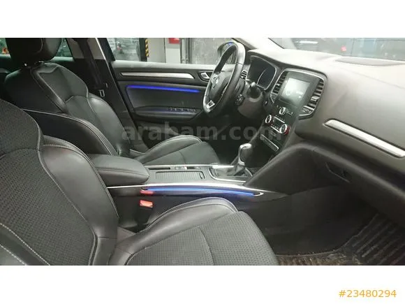 Renault Megane 1.5 Blue DCI Icon Image 9