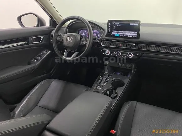Honda Civic 1.5 i-VTEC Executive Plus Image 10