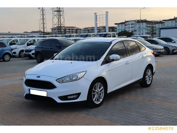 Ford Focus 1.5 TDCi Trend X Image 1