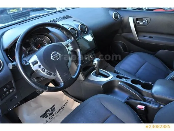 Nissan Qashqai 1.6 Tekna Image 9