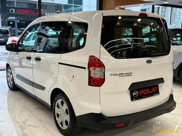Ford Tourneo Courier 1.5 TDCi Journey Trend Image 2
