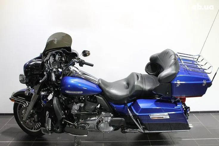 Harley-Davidson FLHTK  Image 1